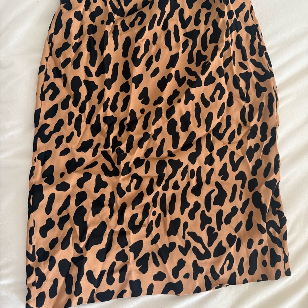 Diane Von Furstenberg Tan and Black Pencil Skirt midi